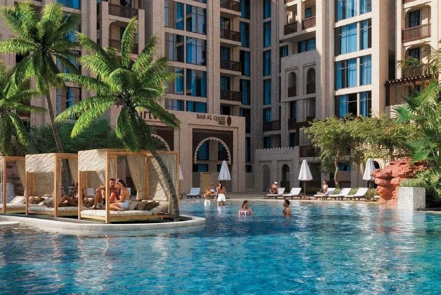 Bab Al Qasr Resort Residence 19 in Masdar City, Abu Dhabi showcasing sports facilities, landscaped spaces and recreational amenities