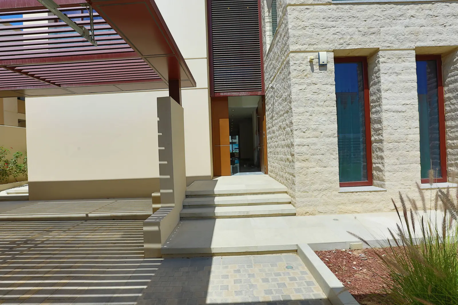 Hidd Al Saadiyat luxury waterfront villas on Saadiyat Island Abu Dhabi (8).JPG