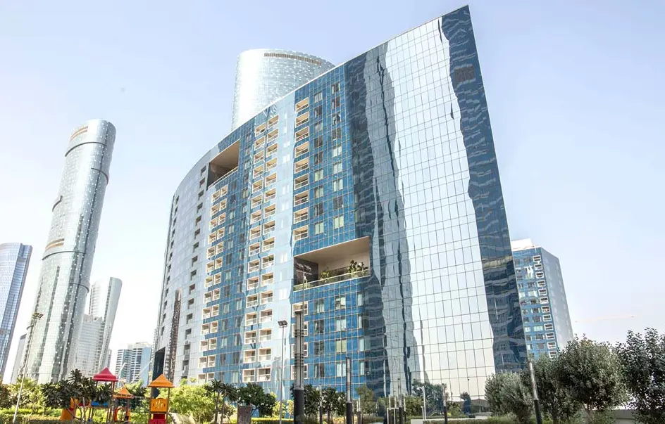 Ready-to-move-in residential development by Mesab Limited in Abu Dhabi, showing Park View Tower's contemporary exterior design.