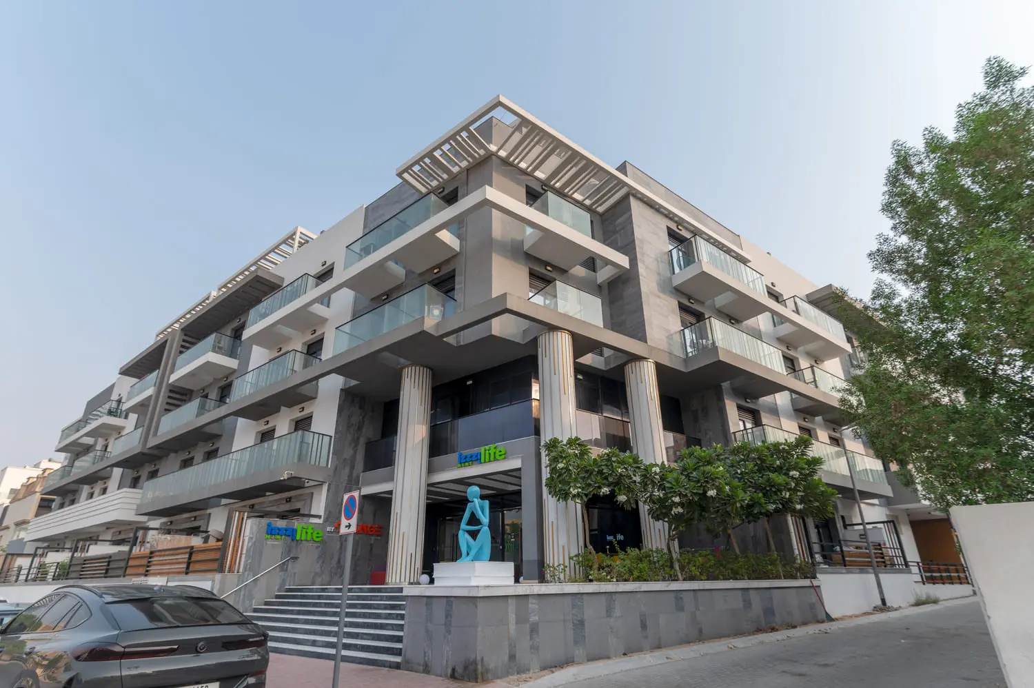 Izzzi.LifeMINT in Jumeirah Village Circle (JVC) by Orange - Exterior Image 2