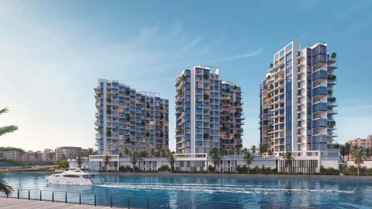 Waterfront community views of Bab Al Qasr Canal View Residence Abu Dhabi with high-end residences and lifestyle facilities.jpg