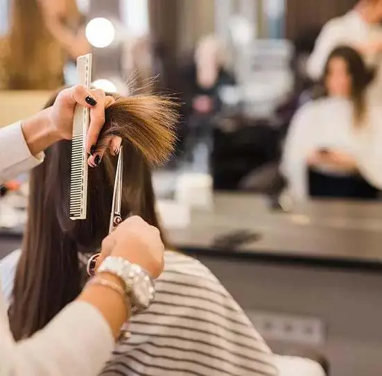 Bab Al Qasr Canal View Residence 22 features Gents & Ladies Salon located right on the ground floor.jpg