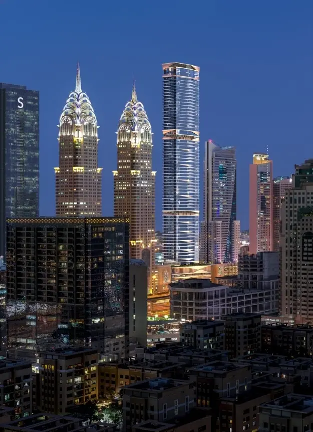 Iconic Tower in Dubai Internet City by Mered - Exterior Image 2