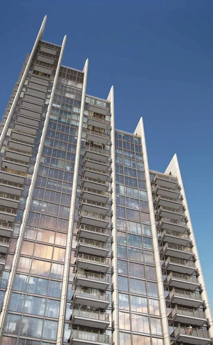 BLVD Heights in Downtown Dubai by EMAAR - Exterior Image 3