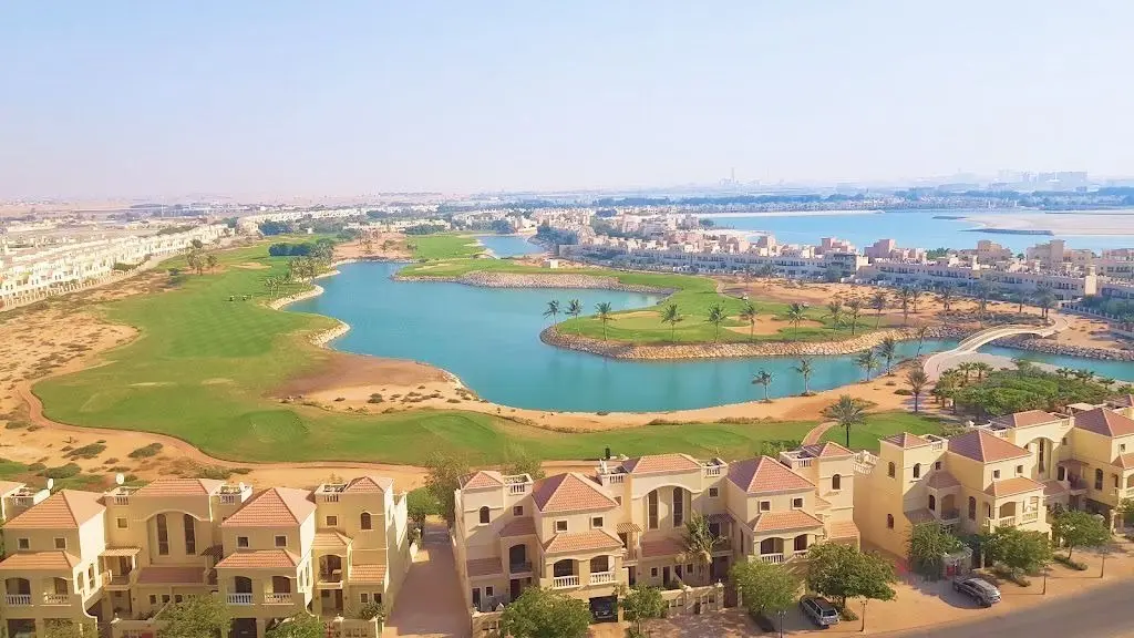 Golf Apartments in Al Hamra Village by Al Hamra - Exterior Image 5