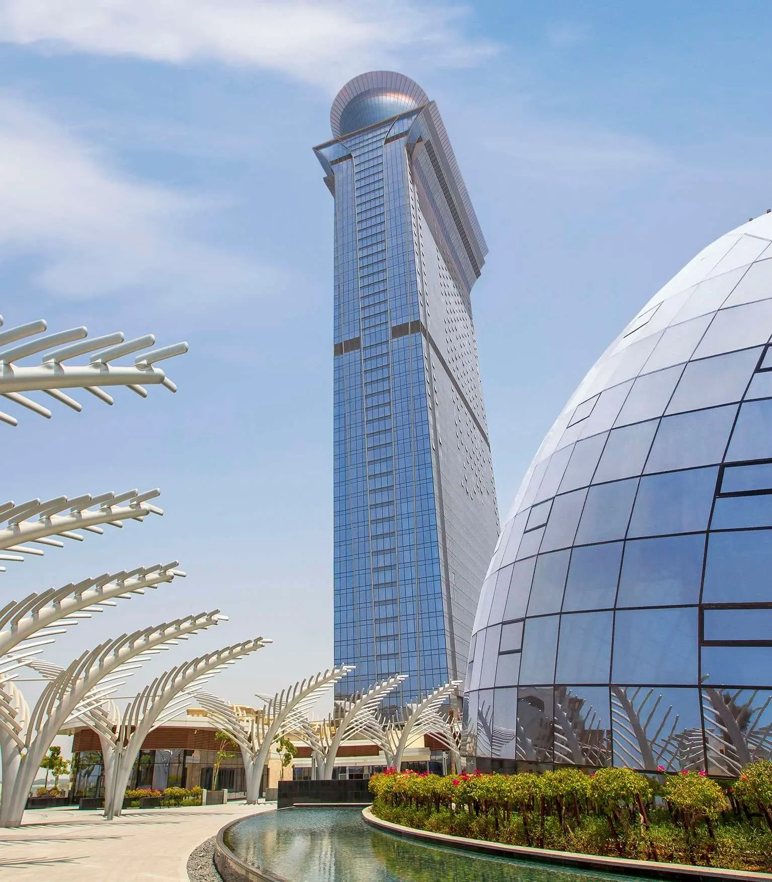 The Palm Tower in Palm Jumeirah by Nakheel - Exterior Image 2