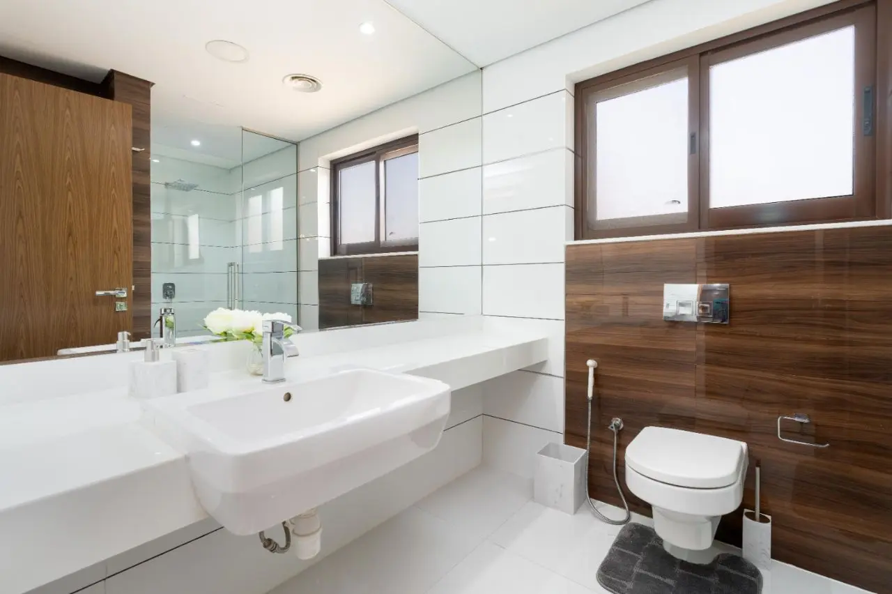 Lilac Park in Jumeirah Village Circle (JVC) by AB Properties - Interior Image 5