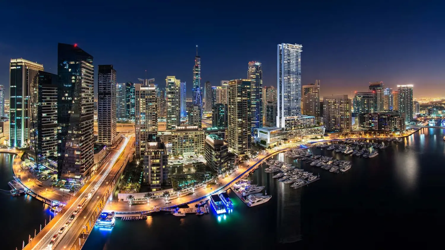 Vida Dubai Marina in Dubai Marina by EMAAR - Exterior Image 2
