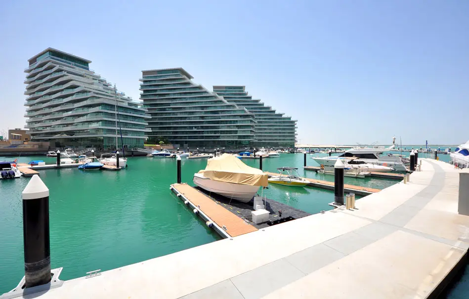 The waterfront facade of Al Bandar reflecting the luxury lifestyle in Al Raha Beach