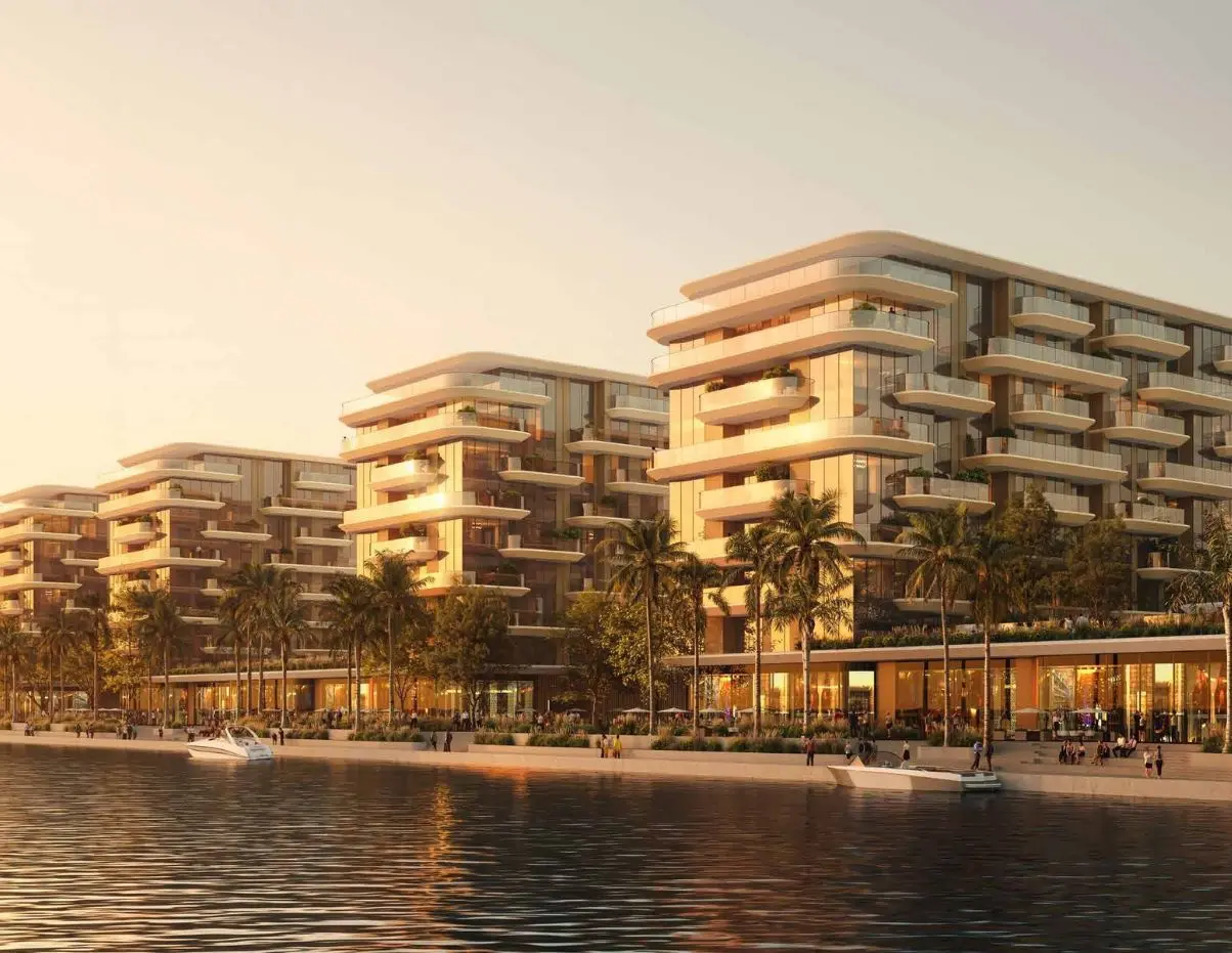 Master plan of Manchester City Yas Residences on Yas Island, Abu Dhabi showcasing waterfront homes, landscaped parks, sports facilities, and premium community amenities.