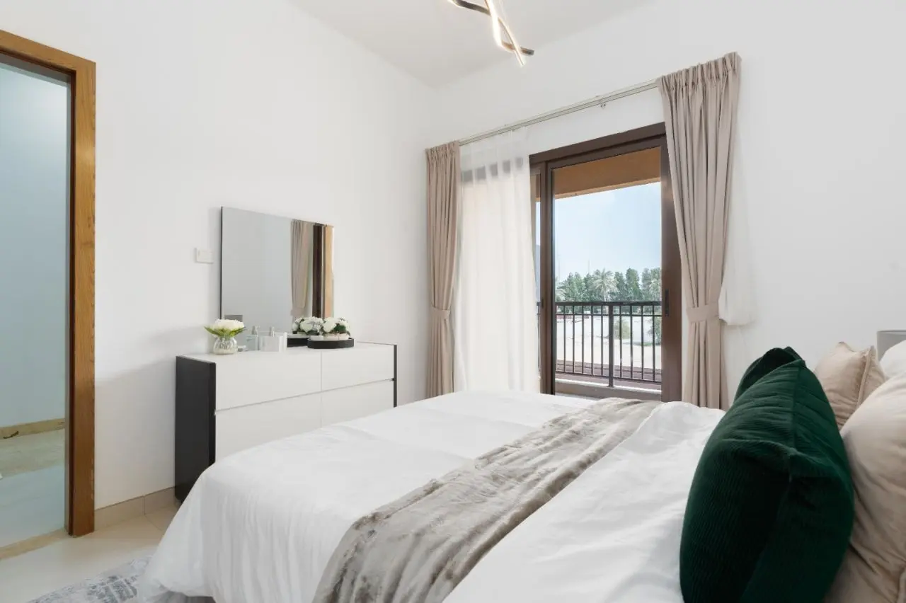 Lilac Park in Jumeirah Village Circle (JVC) by AB Properties - Interior Image 3