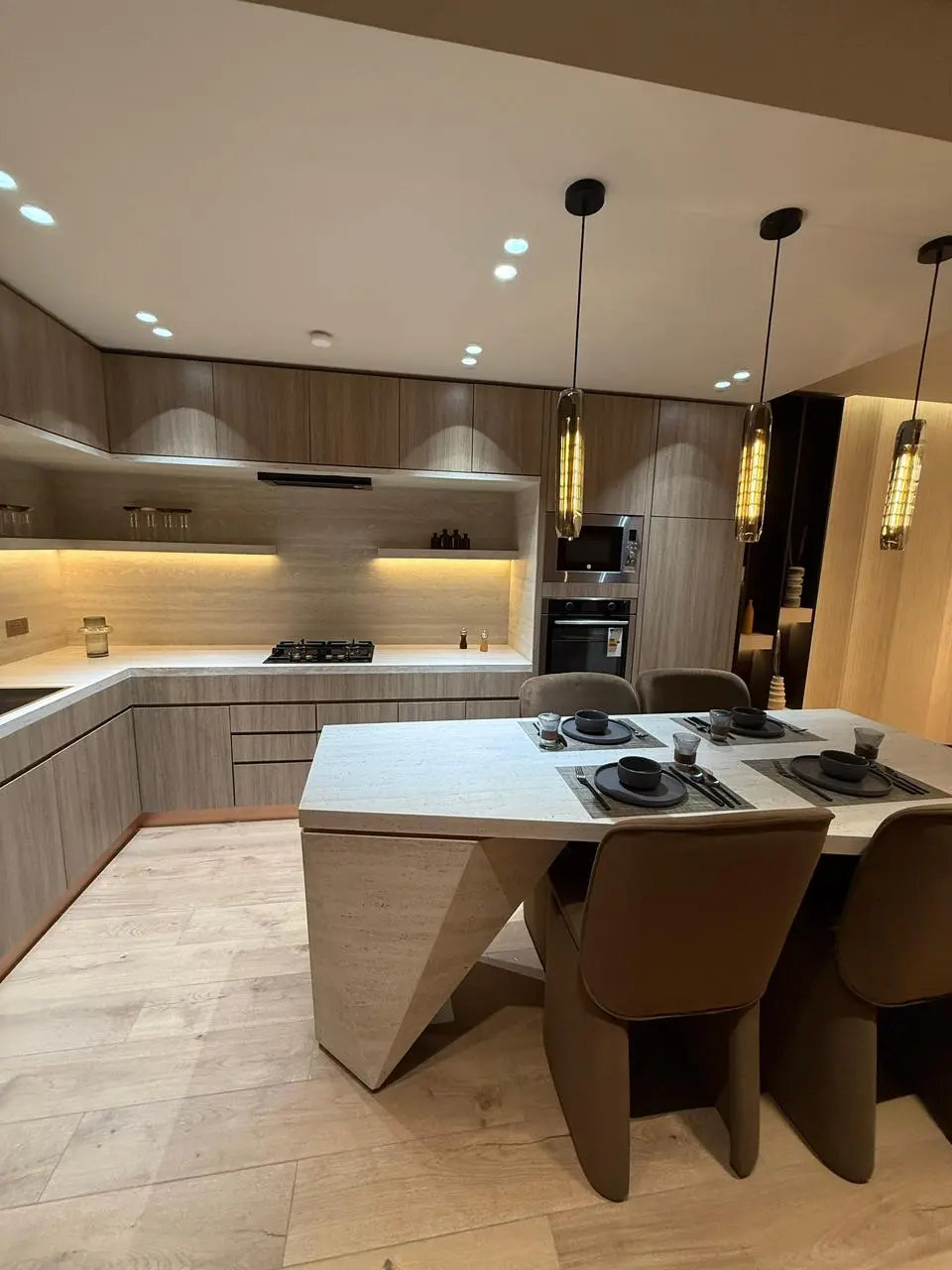 Peace Lagoons 2 in Dubai Land Residence Complex (DLRC) by Peace Homes Development - Interior Image 5