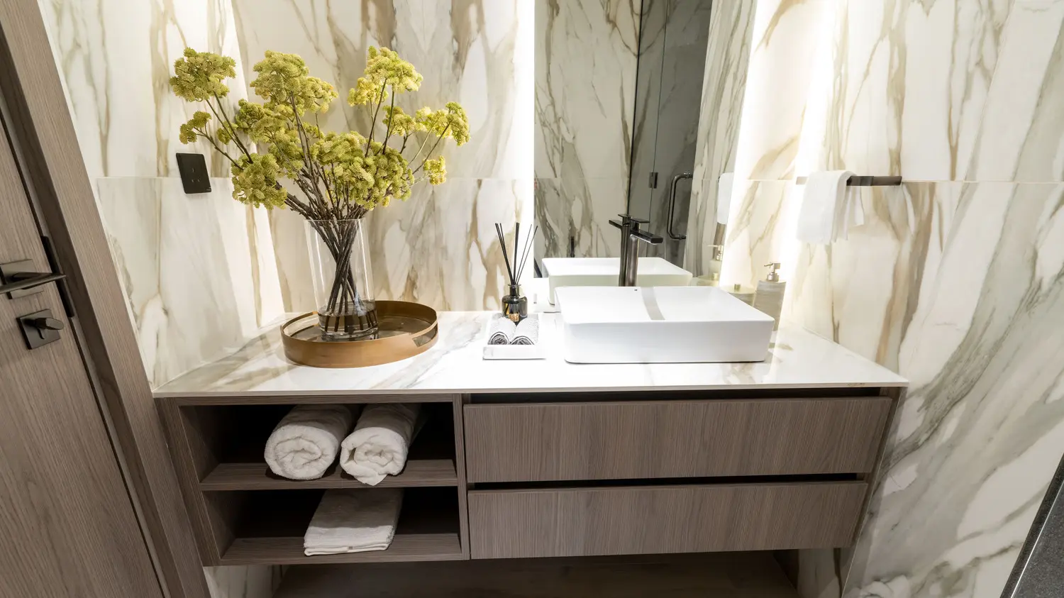 Oxford Gardens in Arjan by Iman Developers - Interior Image 1