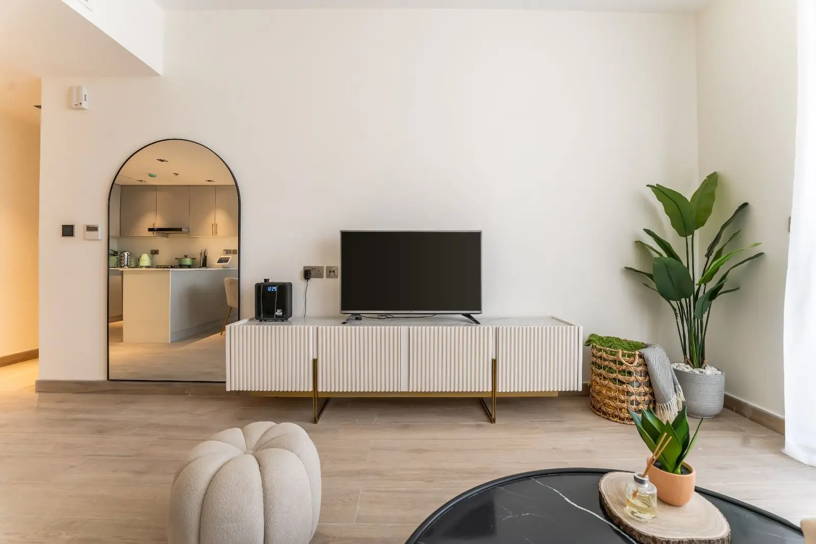 Barari Views in Al Barari by Premier Choice International - Interior Image 6