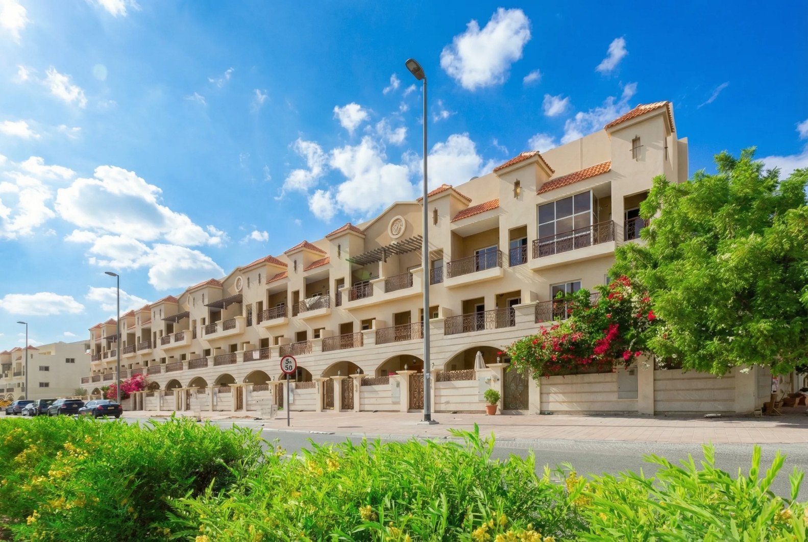 reelly_69e35edc8a096